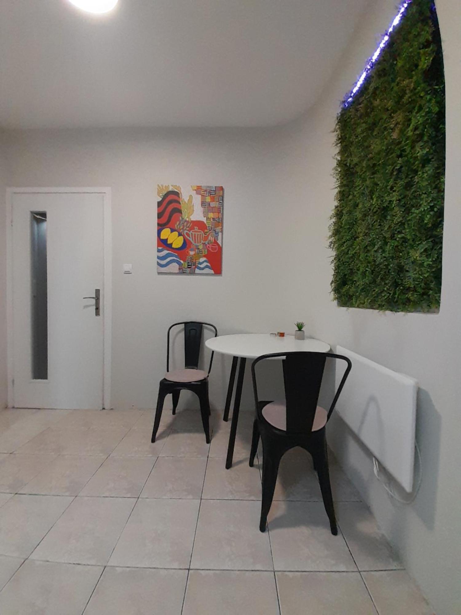 Cool & Cozy Center Apartment Subotica Exterior foto