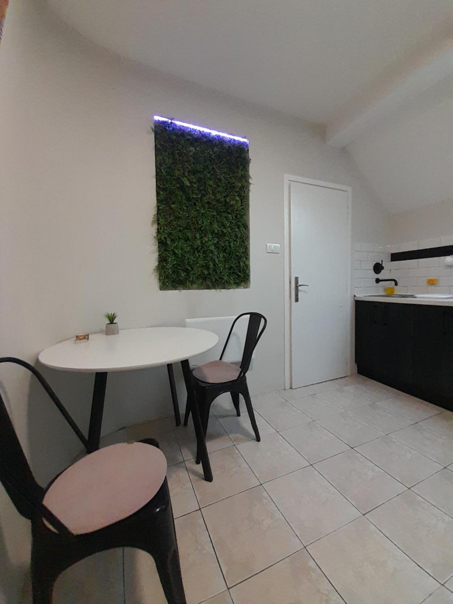 Cool & Cozy Center Apartment Subotica Exterior foto