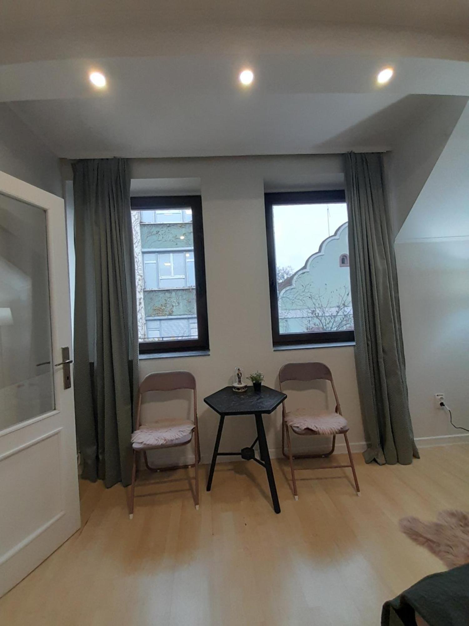 Cool & Cozy Center Apartment Subotica Exterior foto