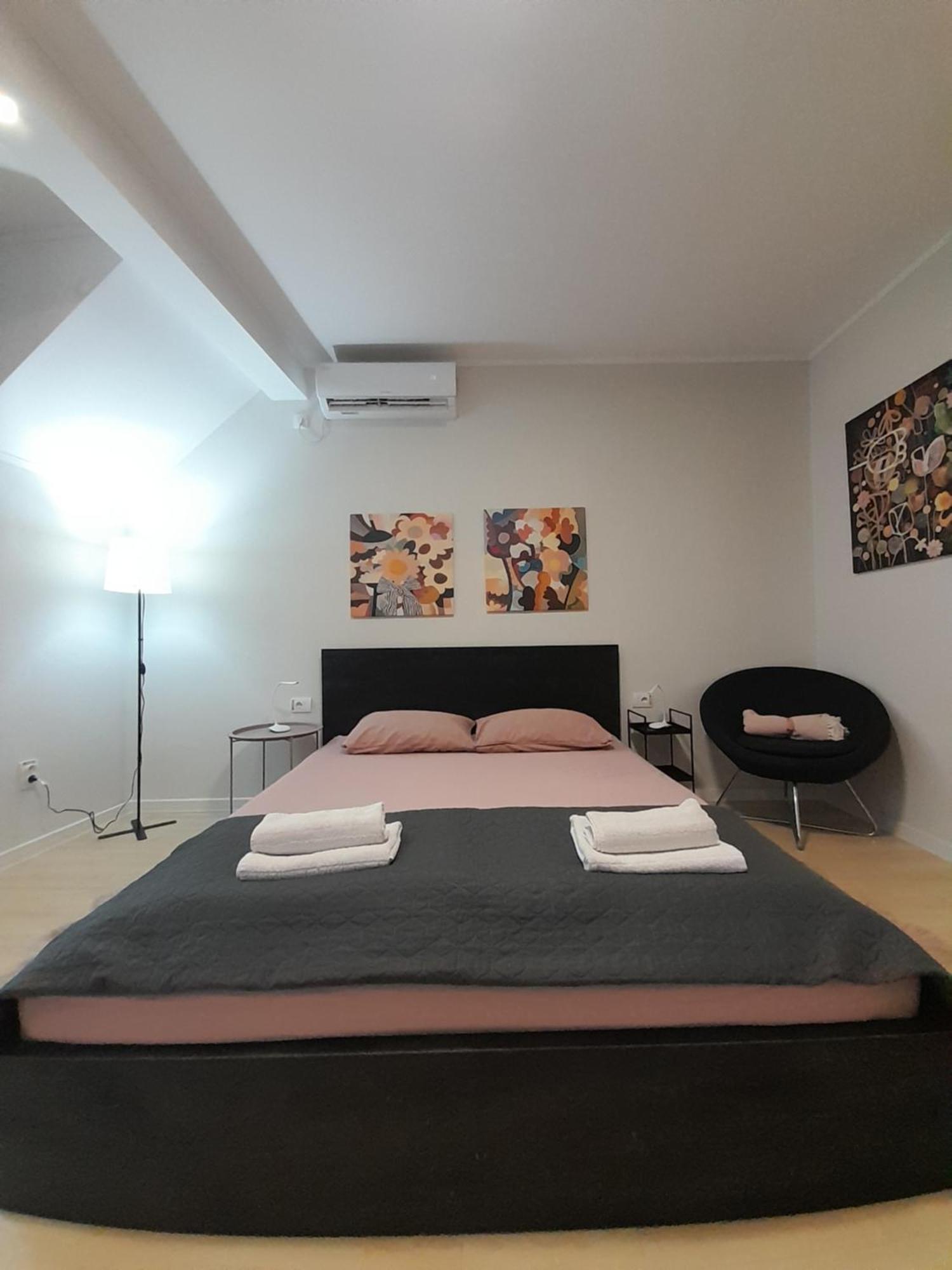 Cool & Cozy Center Apartment Subotica Exterior foto